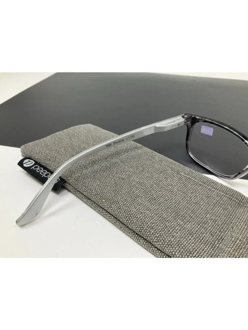 Peepers swank Readers +1.00 in Silver Tortoise Shell w Soft Case reading glasses